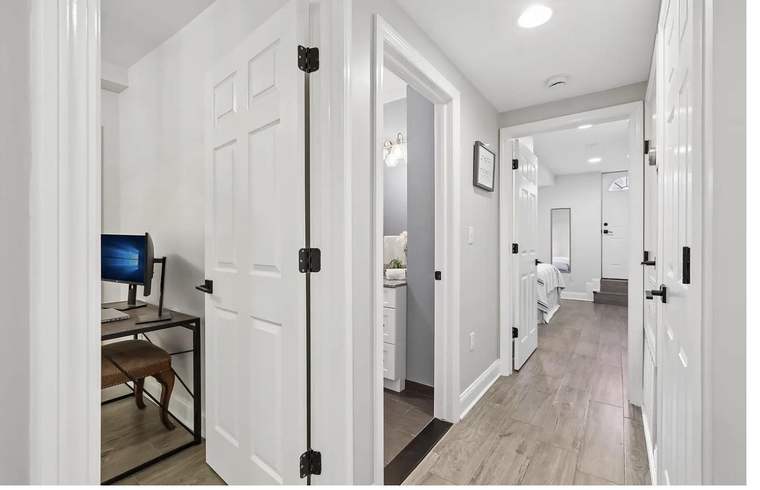 Desk nook alcove
